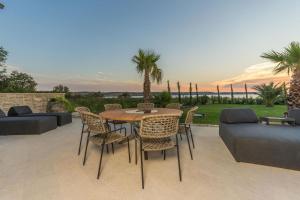 Villa Four Seasons Ljubač Seaside A