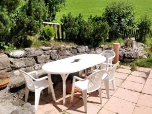 Les Hirondelles, cosy apartment with a magnificent view on the mountains