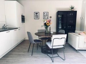 The Banks Lodge by ZILT