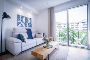 MARBELLA BANUS SUITES - Banus Playas del Duque Beachside Residential