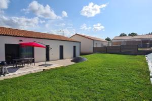 Maisons de vacances Gite la Couzinette 3km du parc Puy du Fou : photos des chambres