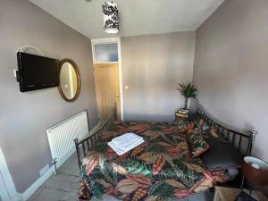 Charming newly renovated terrace