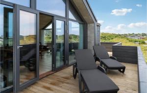 3 Bedroom Lovely Home In Hjørring