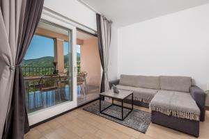 Villa Oleander Apartman Aria