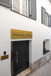 Miracolo di Mare Golden House 