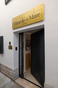 Miracolo di Mare Golden House 