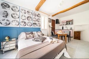 Le Bonheur -studio terrasse centre-ville -