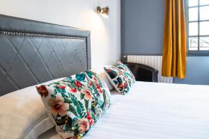 Hotels Hotel Le Port Neuf : photos des chambres