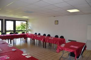 Hotels The Originals City, Hotel Amys, Tarbes Sud (Inter-Hotel) : photos des chambres