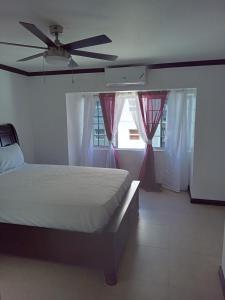 Sea Breeze Penthouse Apartment