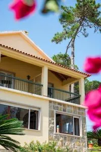 Moby Dick Lodge Colares - Eugaria