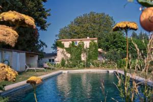 Maisons de vacances Maison campagne piscine au calme : photos des chambres