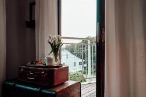 The Kent Motel - Riverside Manors