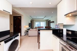 Amazing OFFER 2BR Apt with balcony I Bonnington Hotel I JLT
