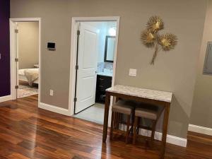 504 Luxe 1BDR APT in center city