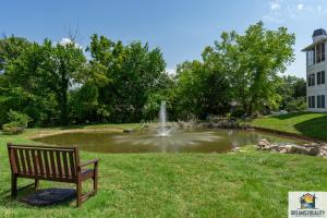 2BR Condo with Amenities - Near The Strip - FREE TICKETS INCLUDED - MB10-2