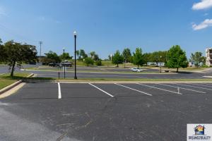 2BR Condo with Amenities - Near The Strip - FREE TICKETS INCLUDED - MB10-2