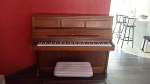 Nice house, garden and BBQ 3km from the beach Jolie maison, jardin et BBQ à 3 km de la plage