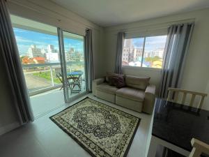 Apartamento aconchegante com 3 dormitórios