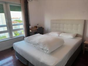 Cozy Room near Metro & Airport