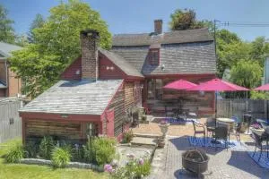 Last House on the River - 莱德亚德中心