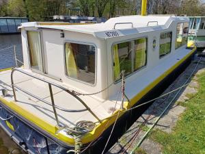 B&B / Chambres d'hotes Ille Flottante, Maison eclusiere et hebergements insolites sur le canal : photos des chambres