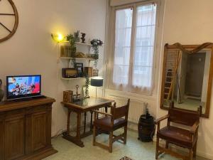 Appartements Comme chez meme - Lyon Place Bellecour : photos des chambres