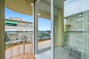 Hauzify I Apartament Estrella