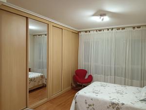 Apartamentos Chevere Rojo-Huca