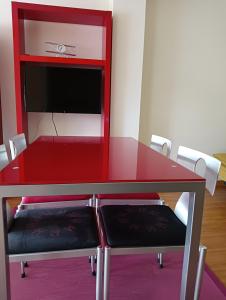 Apartamentos Chevere Rojo-Huca