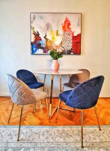 Arc de Triomphe BlissBoutique