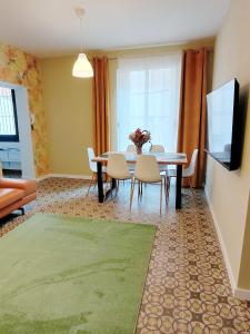 Best flat in center near to sea