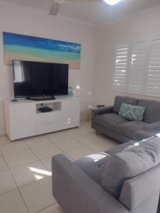 Ocean Breeze Apartments