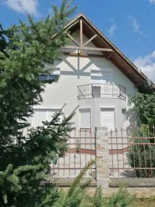 Anna Vendégház - Balatonőszöd