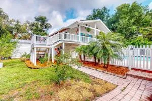 Thonotosassa Sanctuary - Seffner