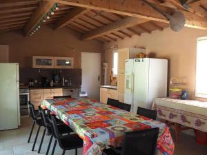 Villas Premium villa with garden and pool, Lambesc : photos des chambres
