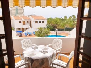 Apartamento Lucía Garden City con piscina climatizada