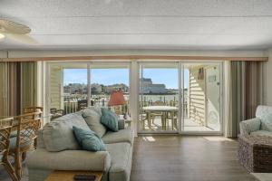 Thunder Island 139D condo