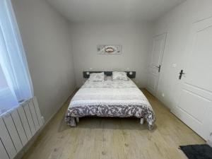 Maisons de vacances Gite Vineuil, 4 pieces, 6 personnes - FR-1-491-99 : photos des chambres