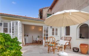 Appartements Amazing Apartment In Roquebrune-cap-martin With 1 Bedrooms 2 : photos des chambres