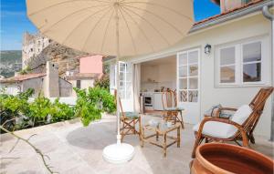 Appartements Amazing Apartment In Roquebrune-cap-martin With 1 Bedrooms 2 : photos des chambres