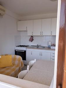 Apartments Jela - 50 m from beach