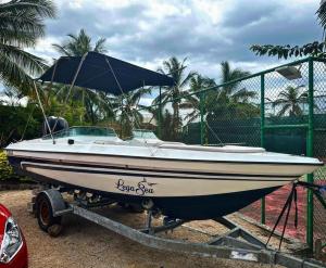 Le Gite du Bonheur Guest House & Car Rental