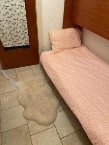 Sunny Swiss mountain Studio in centre by Jolidi