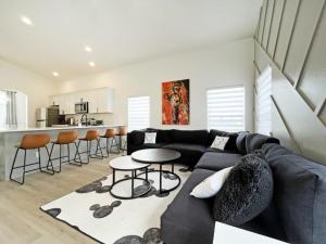 Secret Tunnel House home