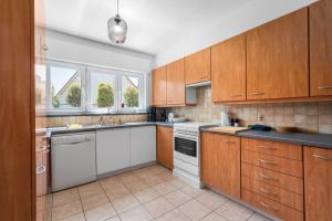 Villa Maria Villa aan zee met privé parking 8p