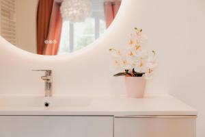 AU COIN DE PARADIS - Suite plume dange