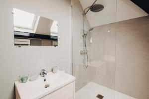 AU COIN DE PARADIS - Suite samérienne