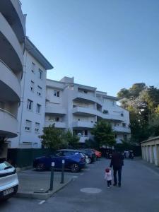 T2 duplex + piscine avec parking