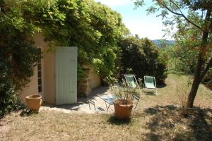 Maisons d'hotes Gites la Tulisse a Vaison la Romaine : photos des chambres